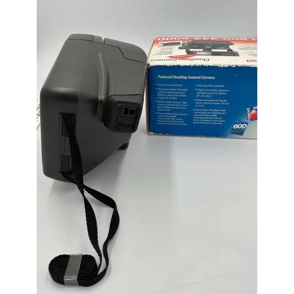 Polaroid OneStep CloseUp 600‎ Instant Film Camera Vintage Boxed